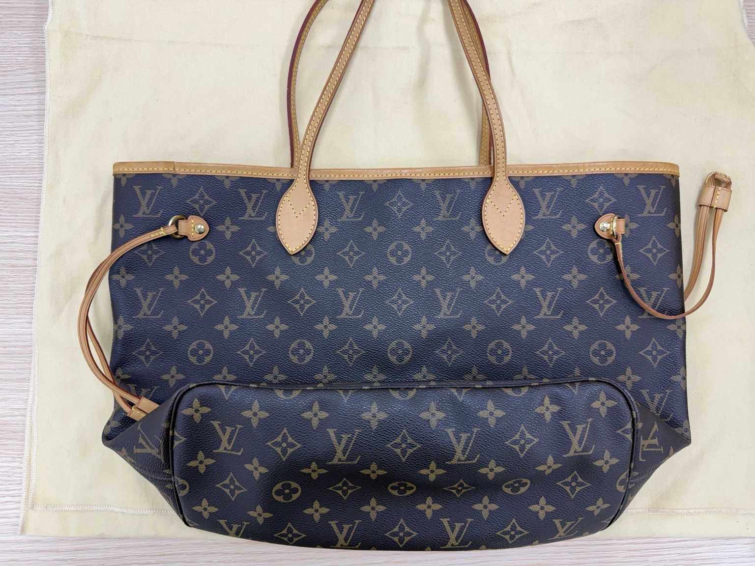 ルイ・ヴィトン ネヴァーフルの買取事例